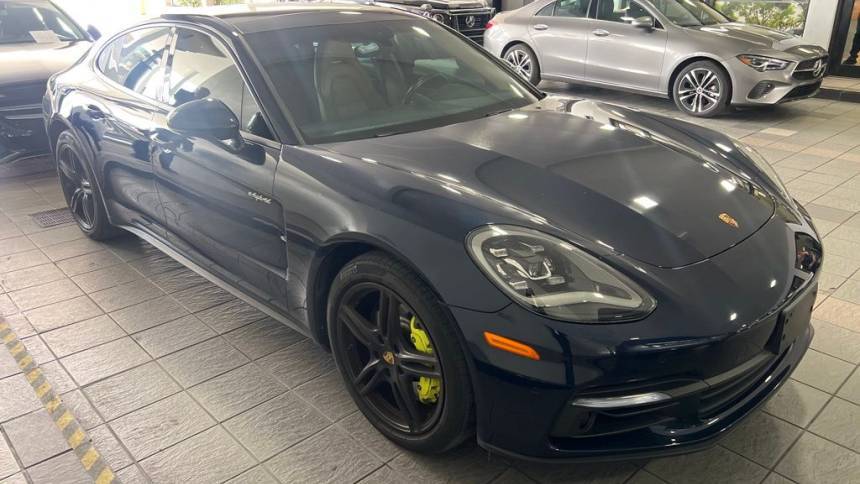 2018 Porsche Panamera WP0AE2A73JL177459