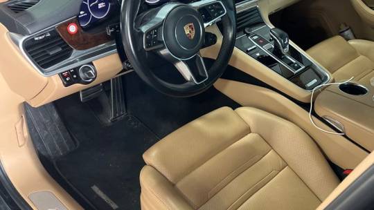 2018 Porsche Panamera WP0AE2A73JL177459