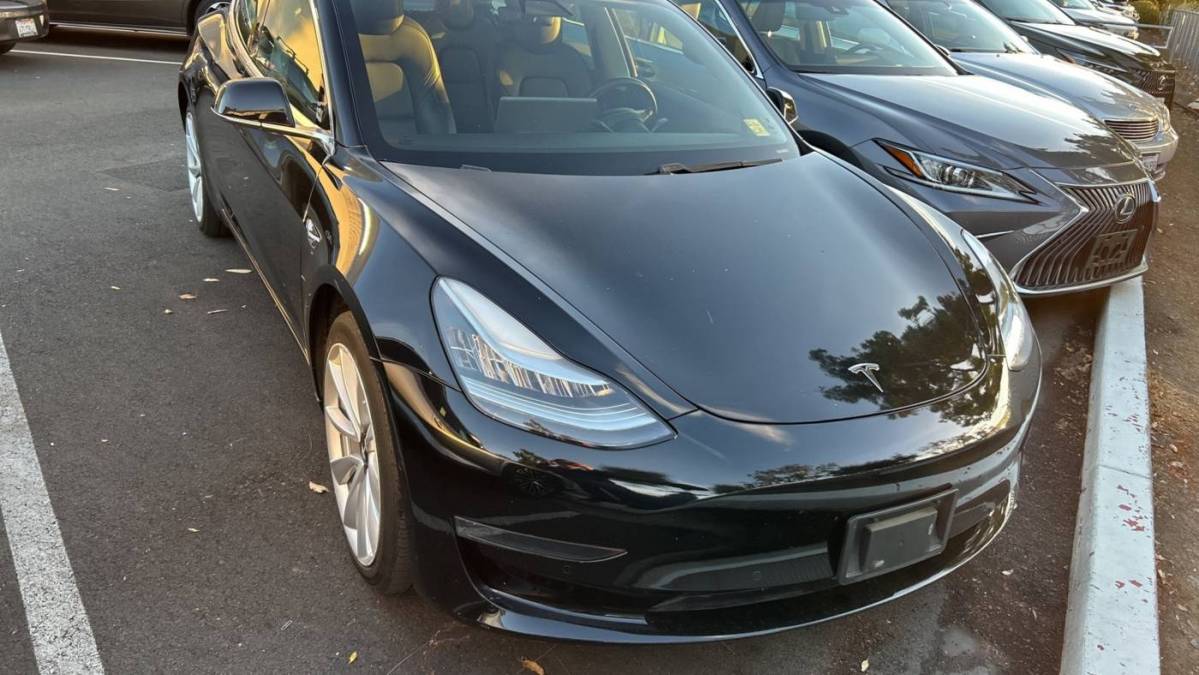 2019 Tesla Model 3 5YJ3E1EA7KF310916