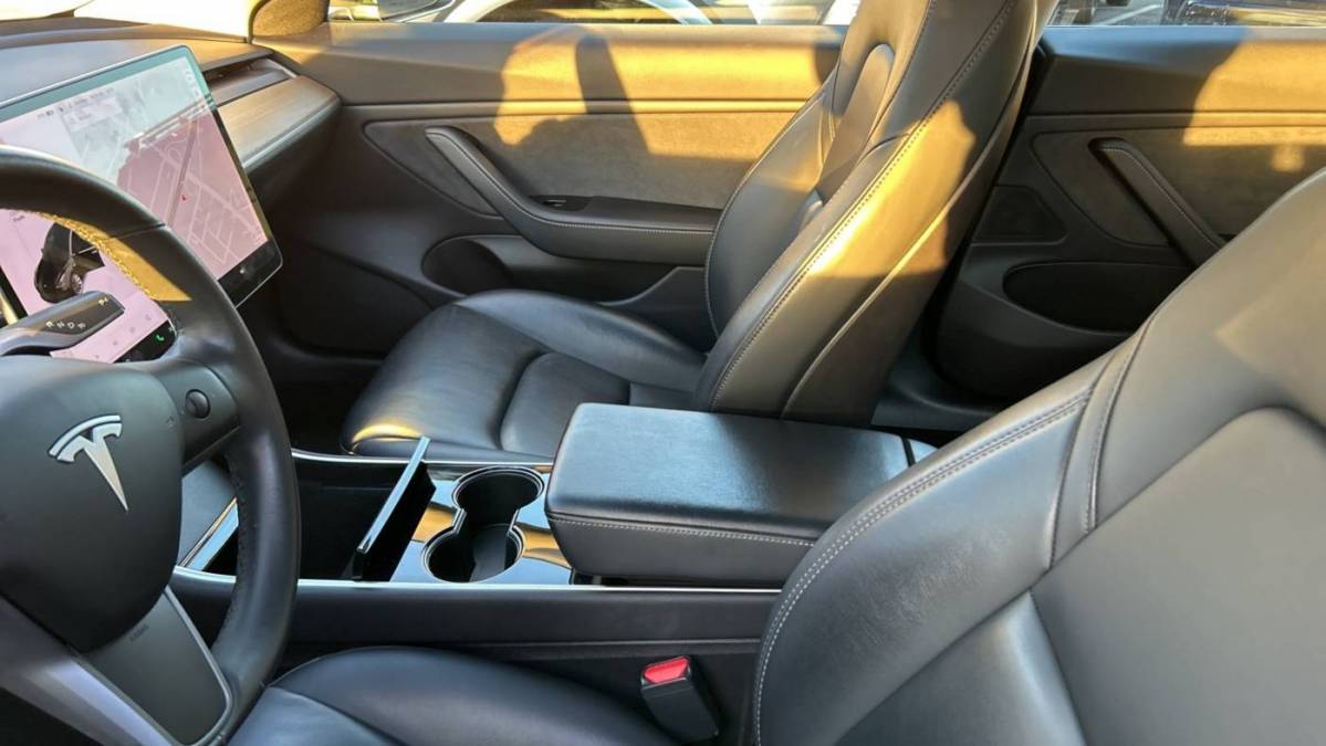 2019 Tesla Model 3 5YJ3E1EA7KF310916