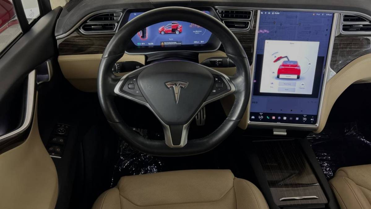 2016 Tesla Model X 5YJXCBE46GF000741