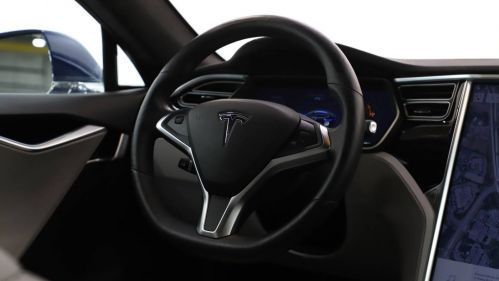 2016 Tesla Model S 5YJSA1E23GF153960