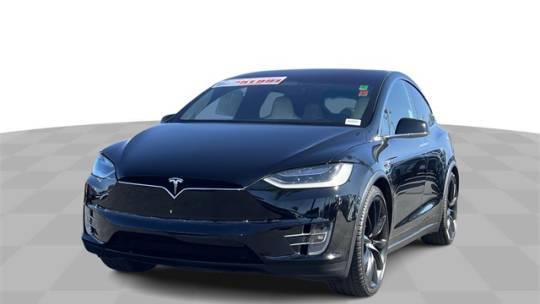 2019 Tesla Model X 5YJXCBE49KF157110