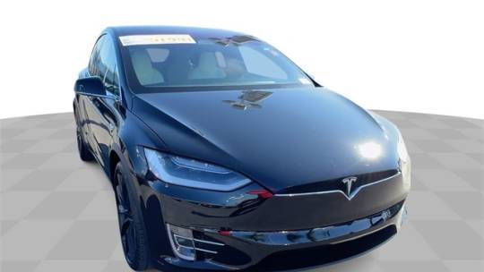 2019 Tesla Model X 5YJXCBE49KF157110