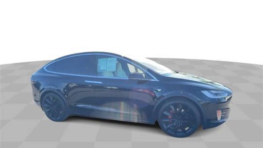 2019 Tesla Model X 5YJXCBE49KF157110