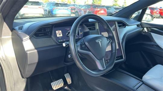 2019 Tesla Model X 5YJXCBE49KF157110