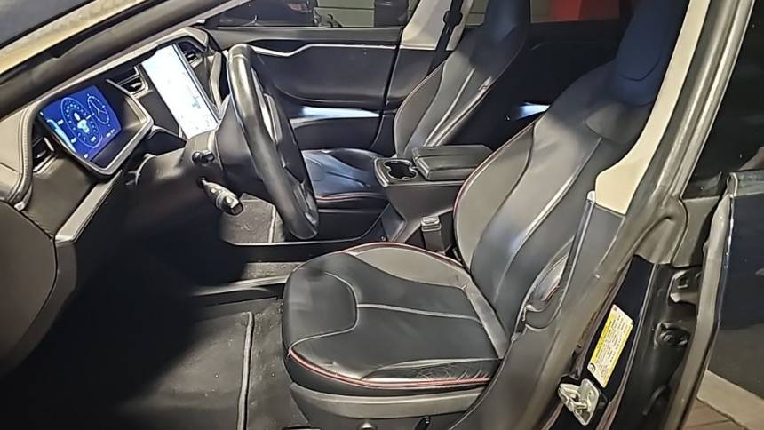 2013 Tesla Model S 5YJSA1DP8DFP08071