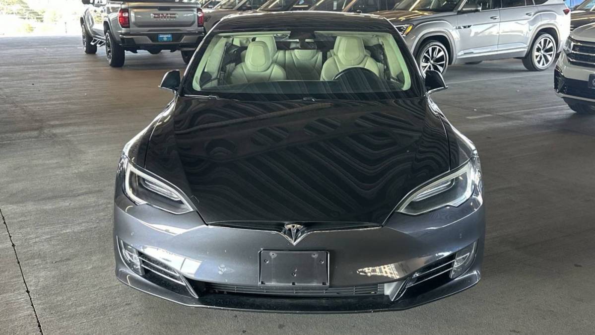 2018 Tesla Model S 5YJSA1E22JF259047