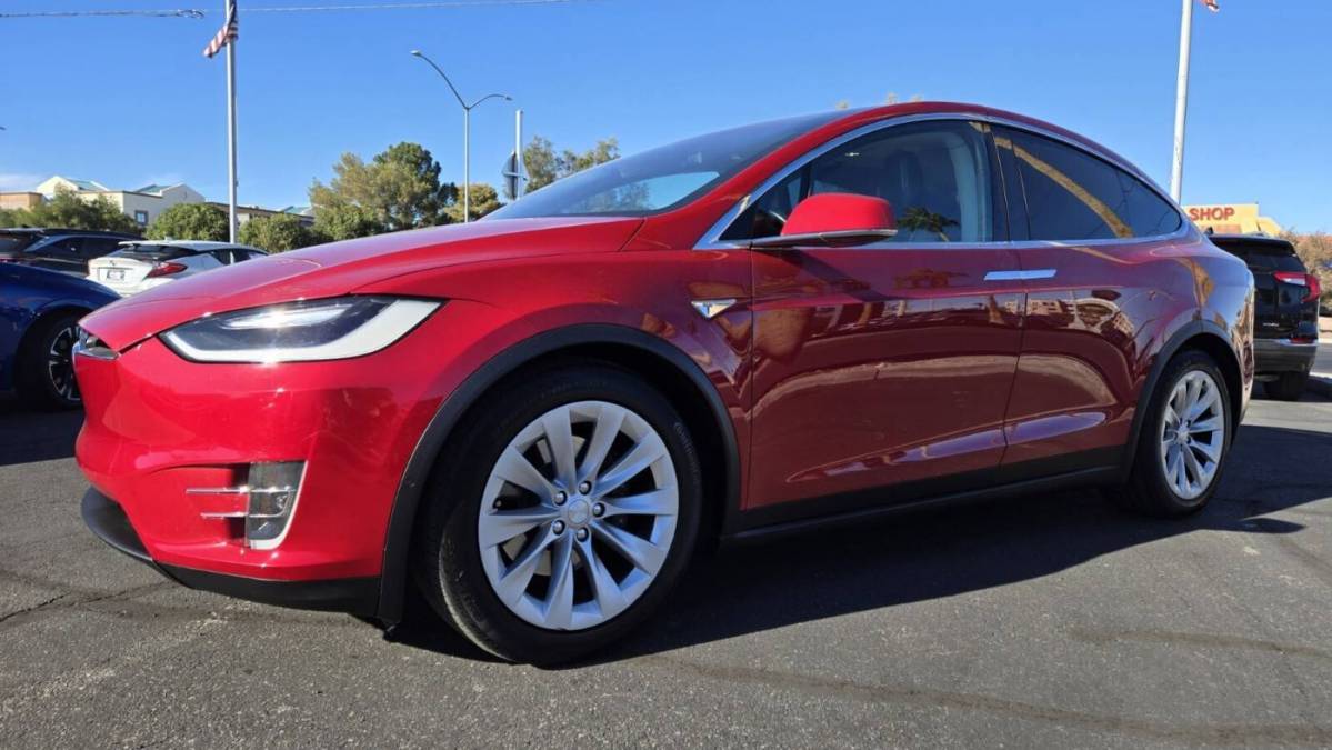 2016 Tesla Model X 5YJXCBE26GF005372