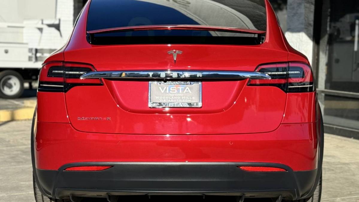 2021 Tesla Model X 5YJXCAE43MF323117