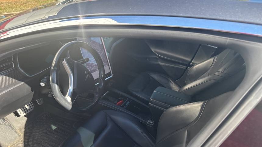 2016 Tesla Model S 5YJSA1E45GF128348