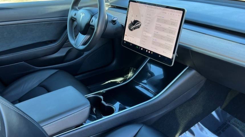 2020 Tesla Model 3 5YJ3E1EAXLF797465