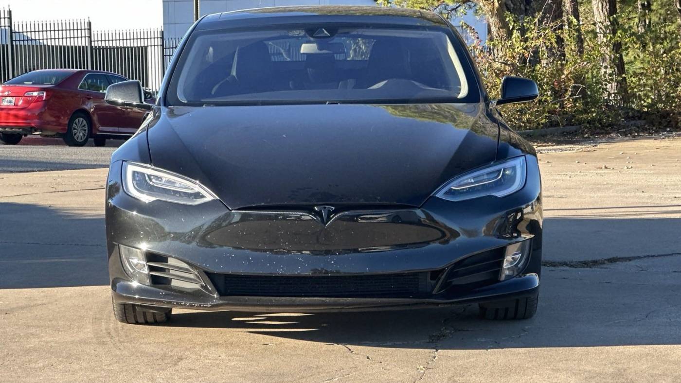 2016 Tesla Model S 5YJSA1E40GF150659