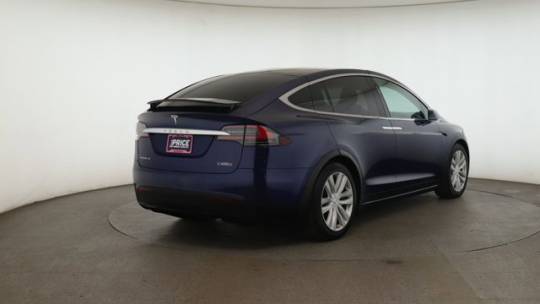 2017 Tesla Model X 5YJXCDE48HF056659