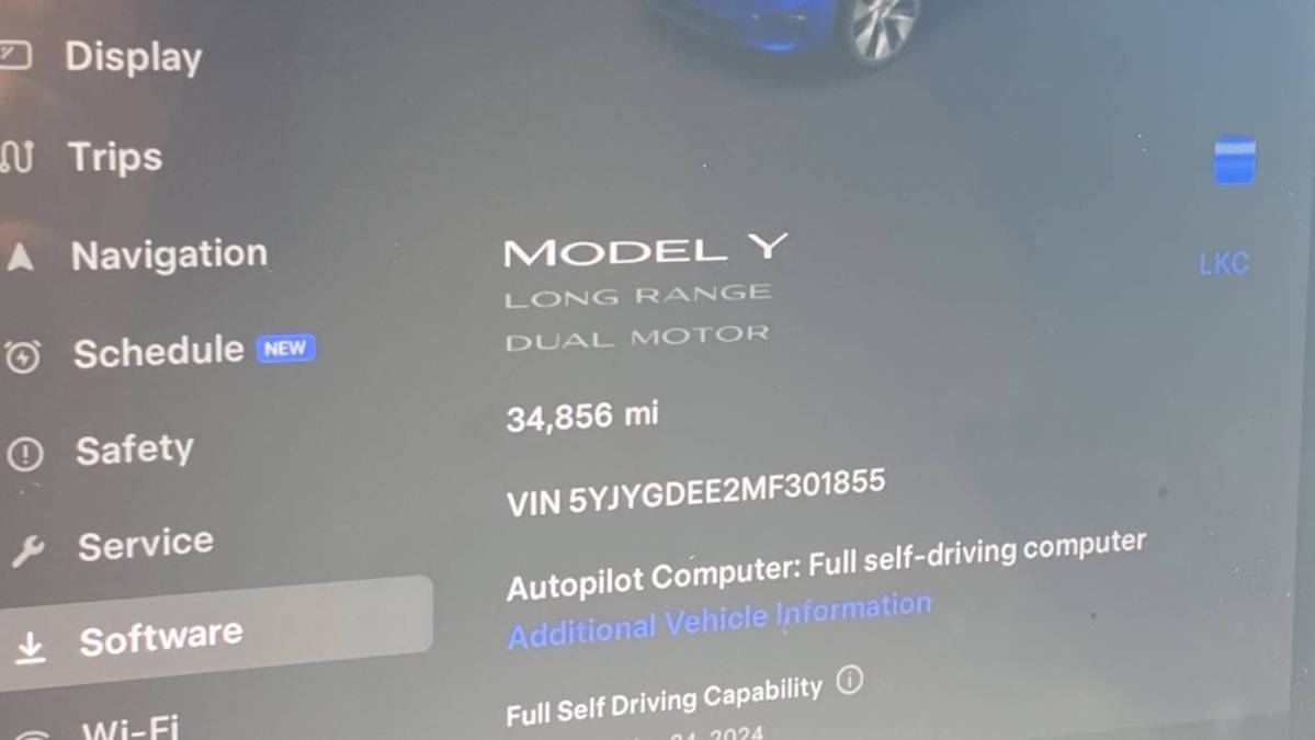 2021 Tesla Model Y 5YJYGDEE2MF301855