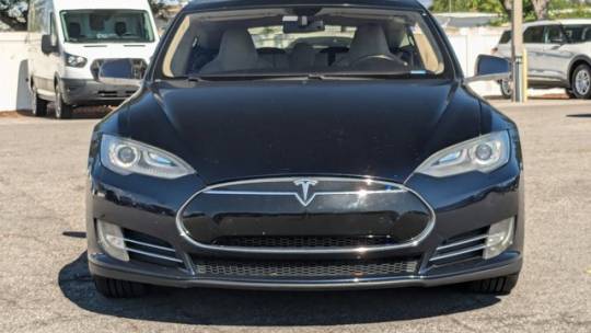 2013 Tesla Model S 5YJSA1DP7DFP17070