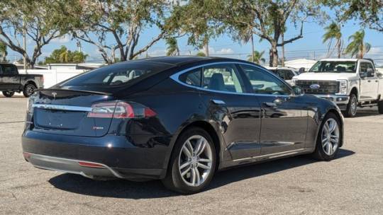 2013 Tesla Model S 5YJSA1DP7DFP17070