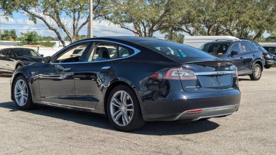 2013 Tesla Model S 5YJSA1DP7DFP17070