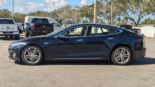 2013 Tesla Model S 5YJSA1DP7DFP17070