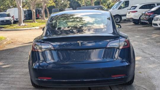 2018 Tesla Model 3 5YJ3E1EB1JF099736