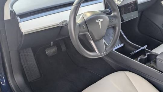 2018 Tesla Model 3 5YJ3E1EB1JF099736