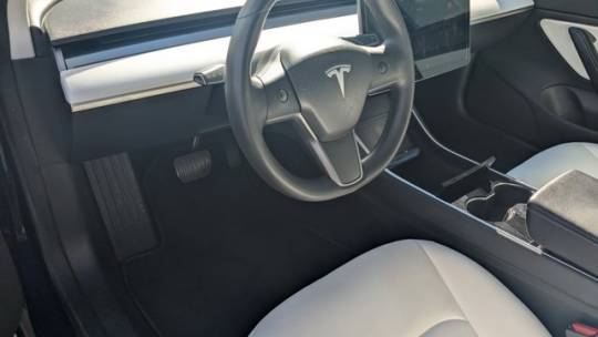 2018 Tesla Model 3 5YJ3E1EB1JF099736