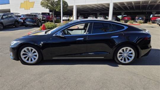 2017 Tesla Model S 5YJSA1E21HF200310