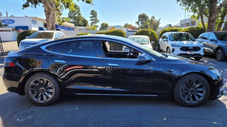 2017 Tesla Model S 5YJSA1E16HF196441