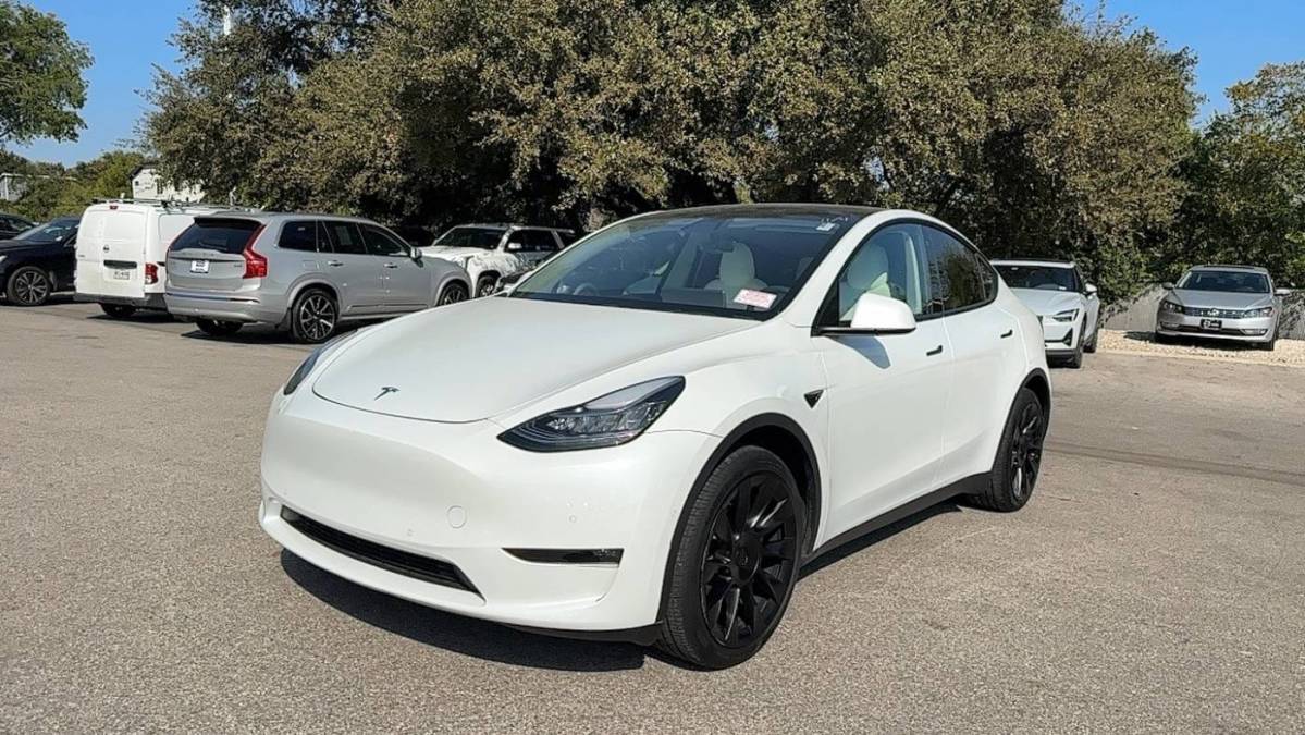 2020 Tesla Model Y 5YJYGDEEXLF040540