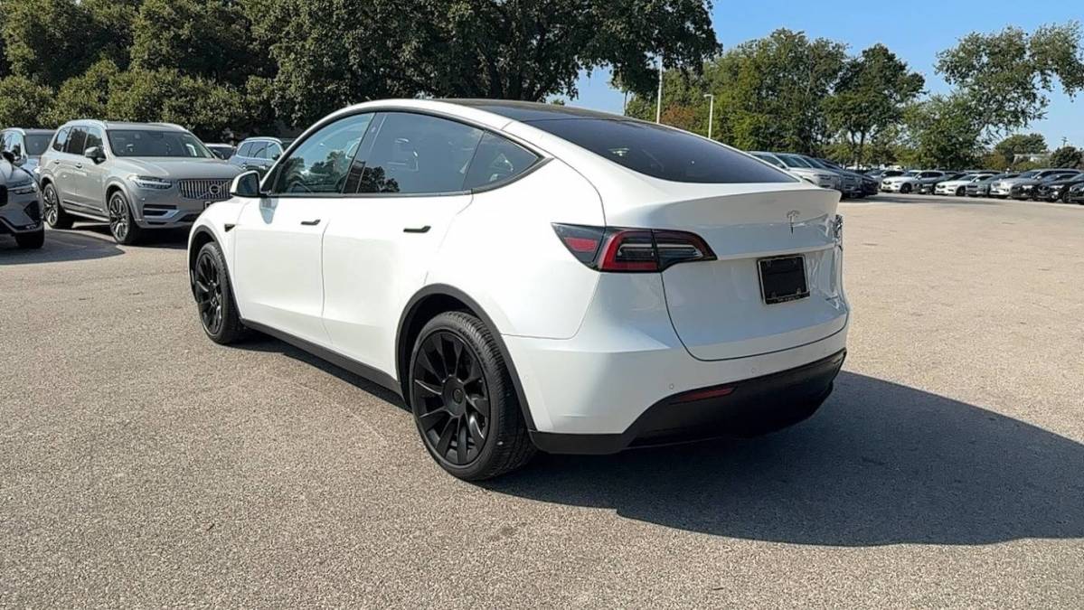 2020 Tesla Model Y 5YJYGDEEXLF040540