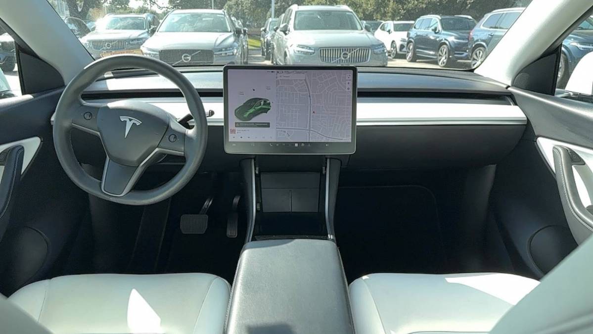 2020 Tesla Model Y 5YJYGDEEXLF040540