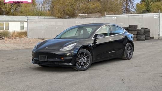 2019 Tesla Model 3 5YJ3E1EA5KF400016