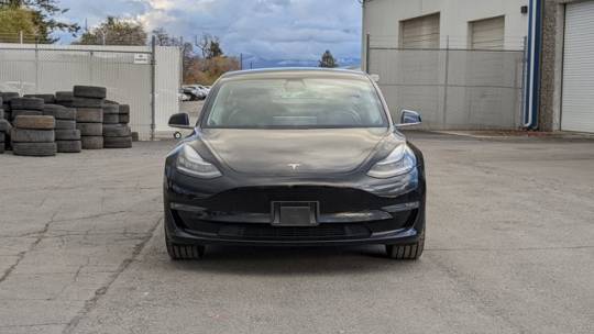 2019 Tesla Model 3 5YJ3E1EA5KF400016