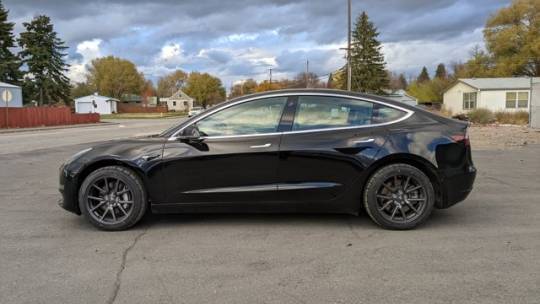 2019 Tesla Model 3 5YJ3E1EA5KF400016