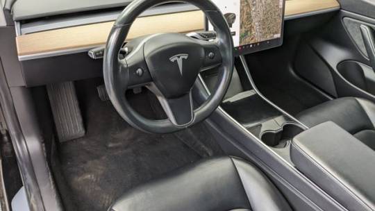 2019 Tesla Model 3 5YJ3E1EA5KF400016