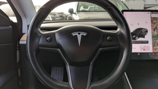 2019 Tesla Model 3 5YJ3E1EA5KF400016