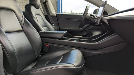 2019 Tesla Model 3 5YJ3E1EA5KF400016