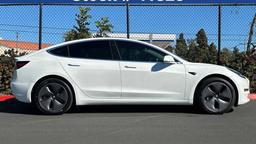 2019 Tesla Model 3 5YJ3E1EA8KF397337