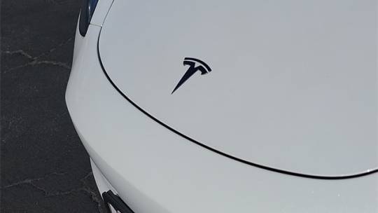 2018 Tesla Model 3 5YJ3E1EA2JF034448