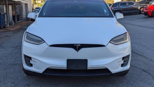 2018 Tesla Model X 5YJXCAE22JF089238