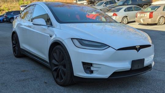 2018 Tesla Model X 5YJXCAE22JF089238