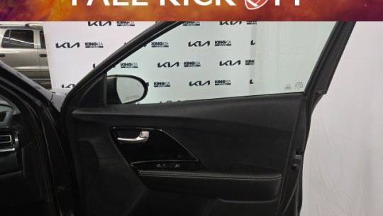 2022 Kia NIRO EV KNDCC3LG5N5151280