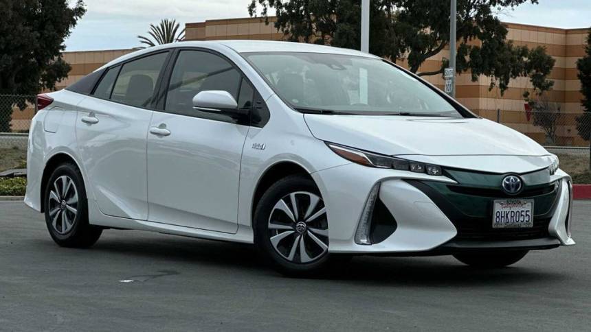 2018 Toyota Prius Prime JTDKARFP5J3101985