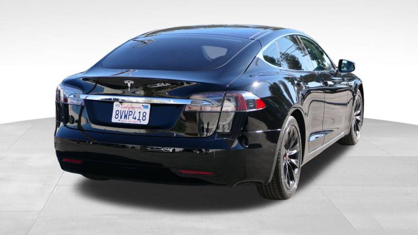 2017 Tesla Model S 5YJSA1E11HF228485