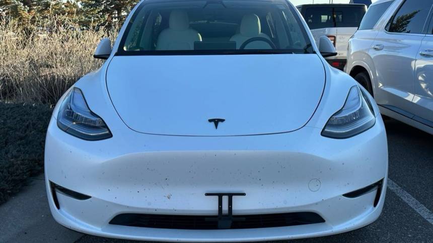 2021 Tesla Model Y 5YJYGDEE8MF306722