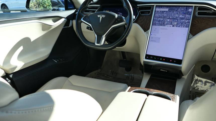 2017 Tesla Model S 5YJSA1E11HF228485