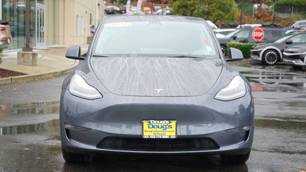 2021 Tesla Model Y 5YJYGDEEXMF207187