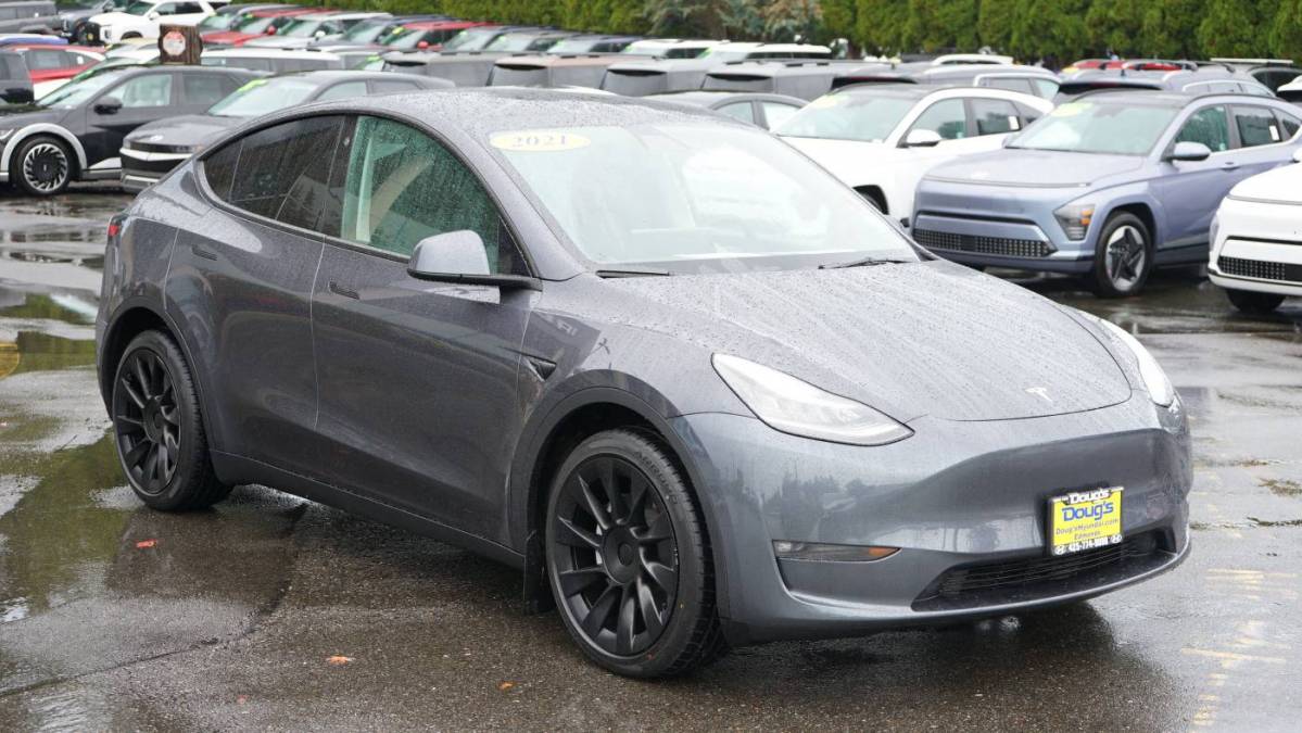 2021 Tesla Model Y 5YJYGDEEXMF207187