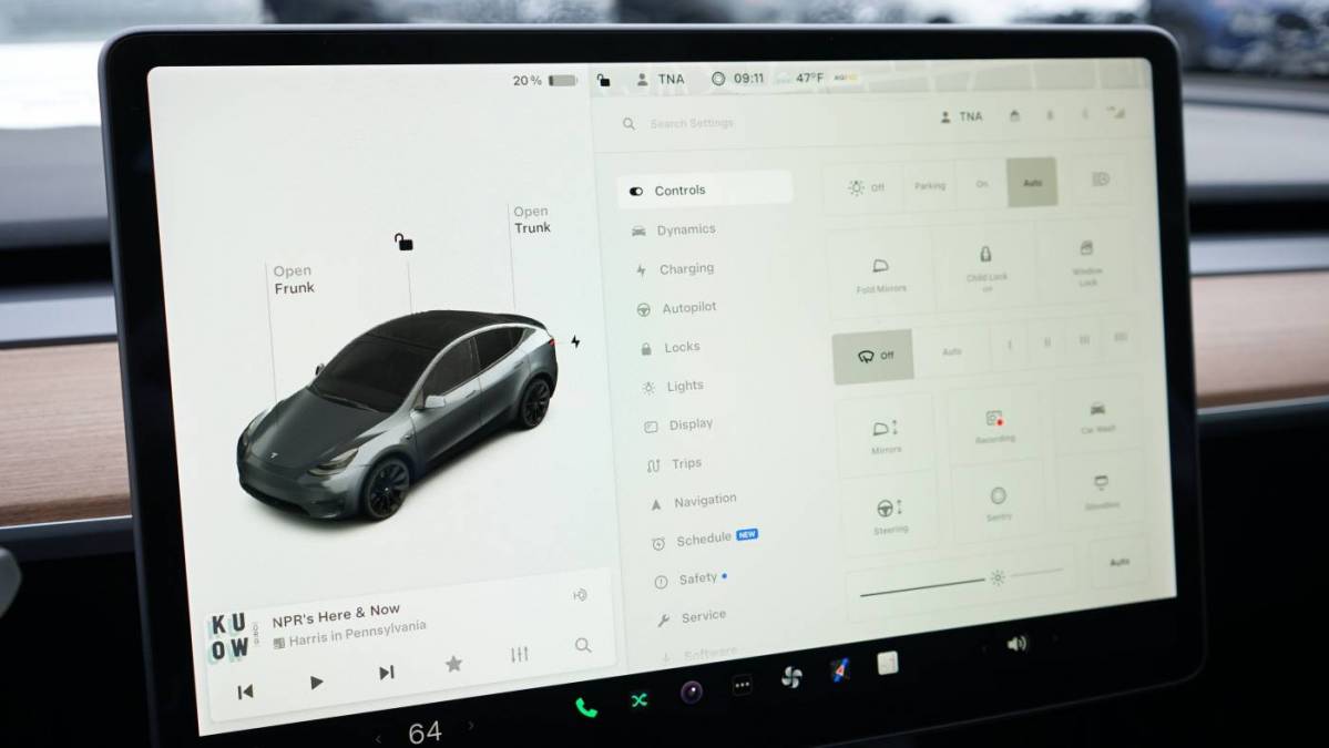 2021 Tesla Model Y 5YJYGDEEXMF207187