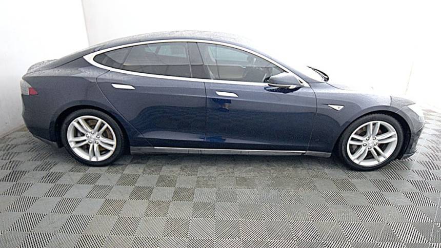 2015 Tesla Model S 5YJSA1H25FFP73414